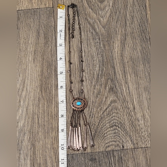 Urban Outfitters faux turquoise necklace - Picture 3 of 5